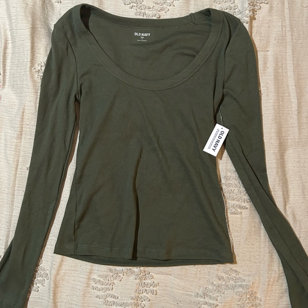 Women’s long sleeve shirt